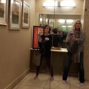 Meet your Posher, Rebecca